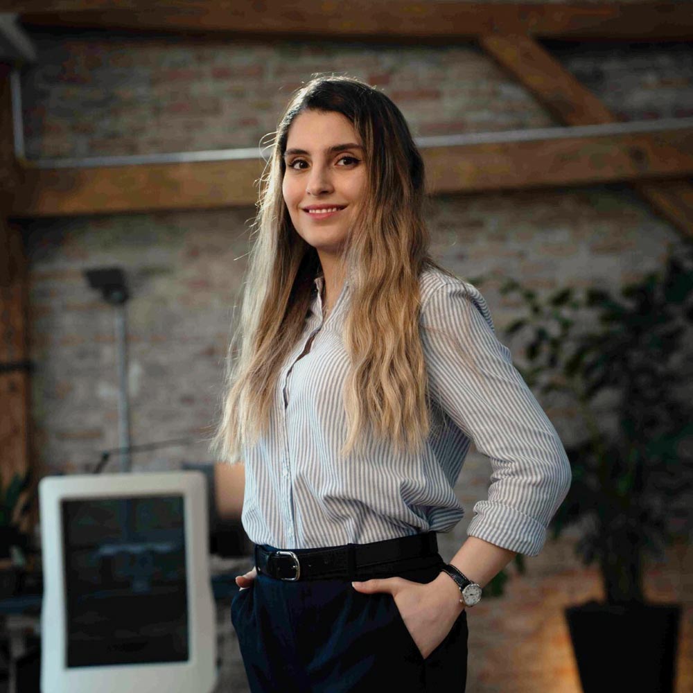 Kimia - Senior Finance & Accounting Manager